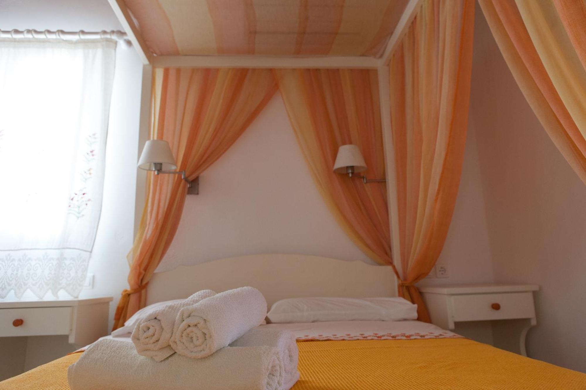 Ergina Summer Resort Antiparos Town Rom bilde